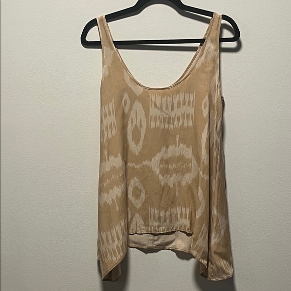 Brochu Walker Tops - BROCHU WALKER Tan/Beige Ikat Printed Women's Tunic/Tank, Size Small